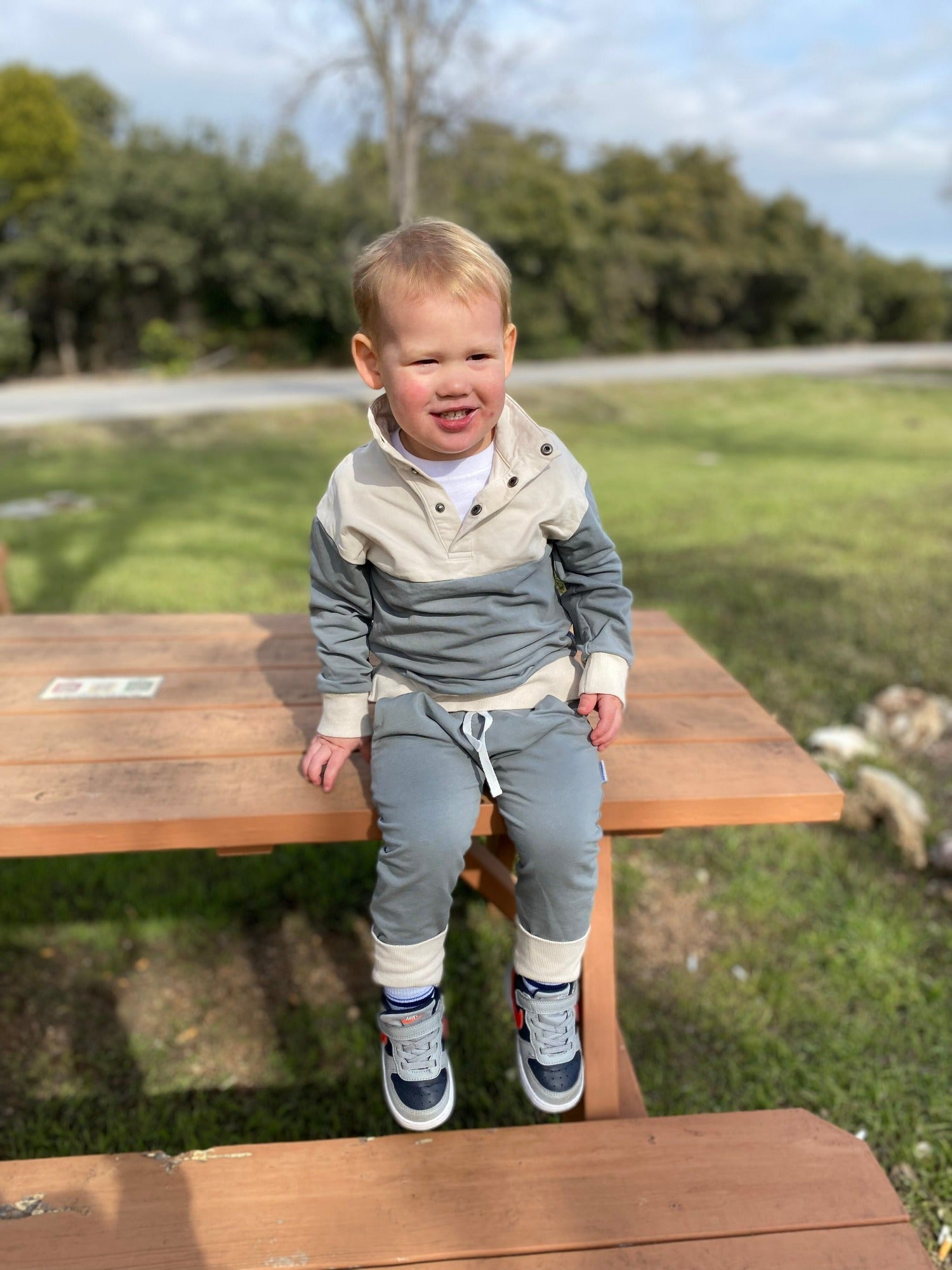 Aspen Jogger Pullover Top